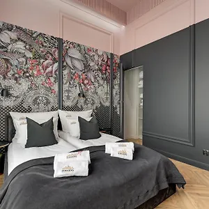 Black Star Loft By Downtown Apartament